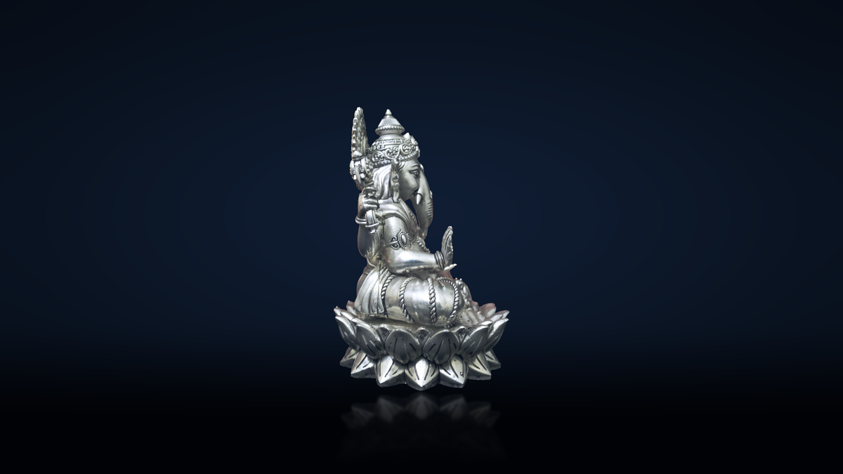 Lord Ganesha Lotus Left Trunk